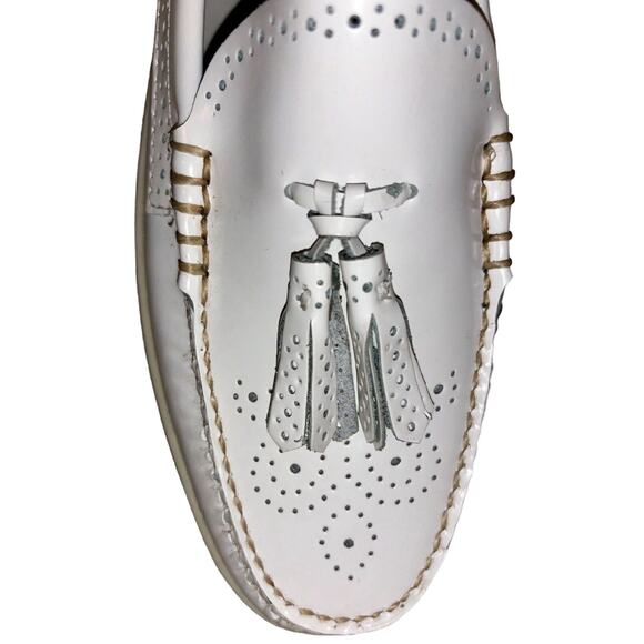 G.H.Bass Women's Loafer Sneakers Tassels Perforated Leather Size 10 White EUC - Picture 11 of 13